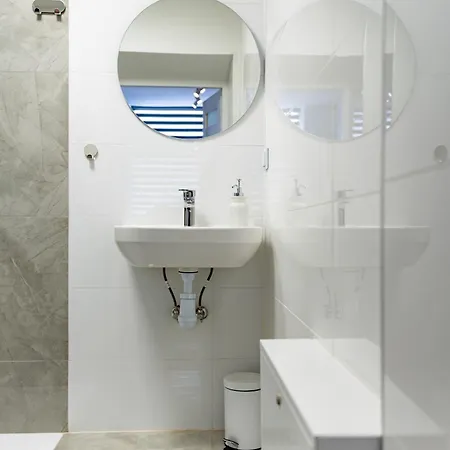 592 2 * Boguszów-Gorce